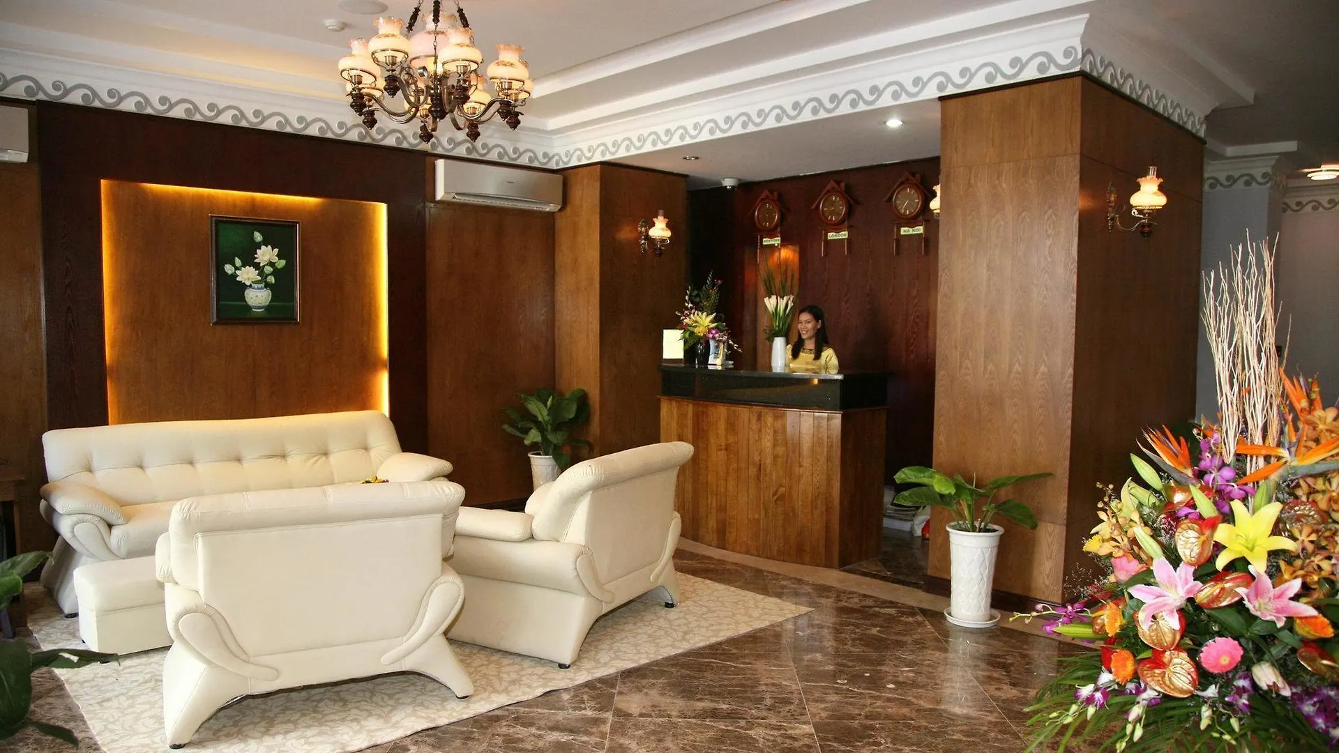 The Sun Hotel Нячанг