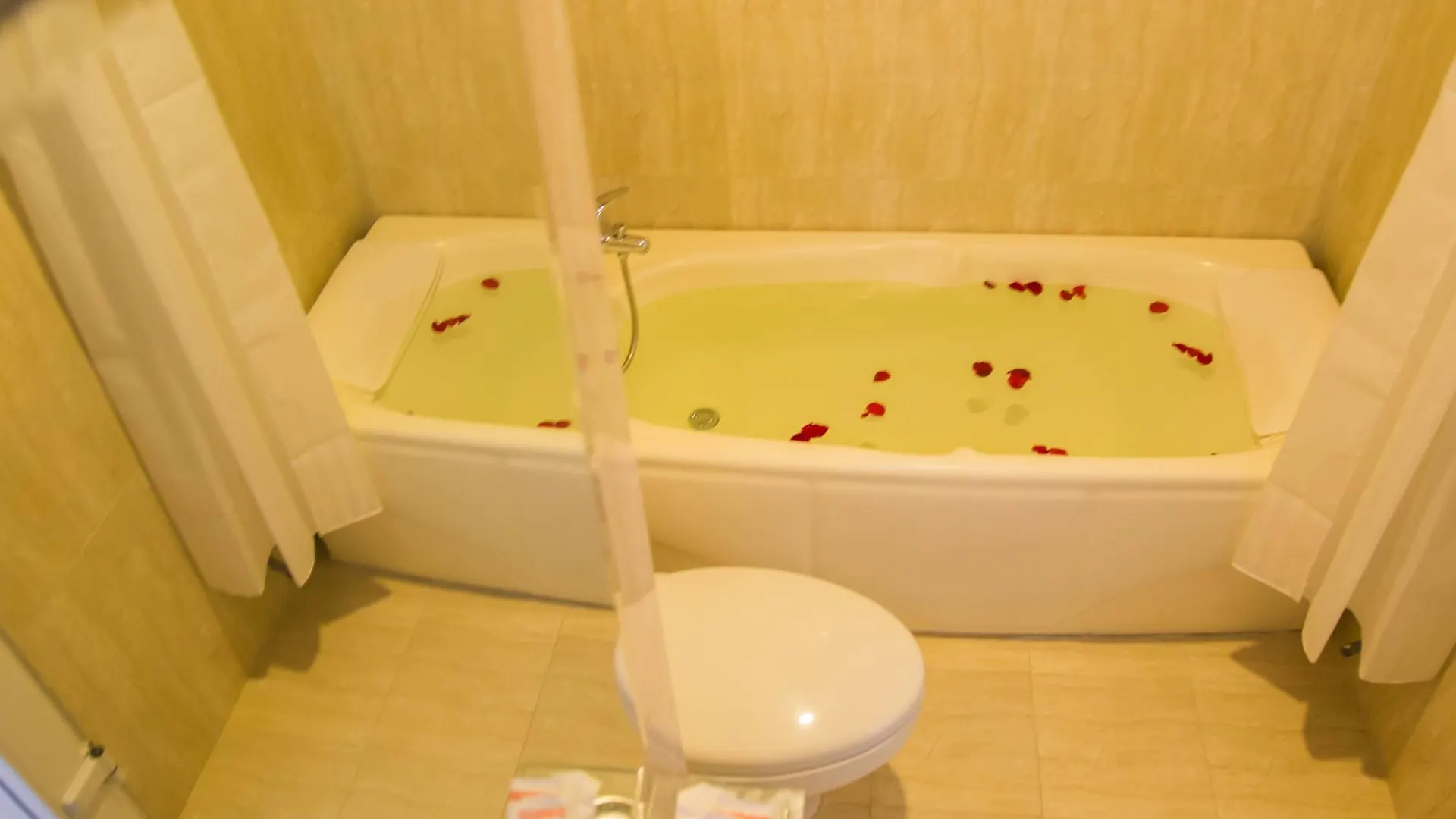 The Sun Hotel Нячанг 0*,  Вьетнам