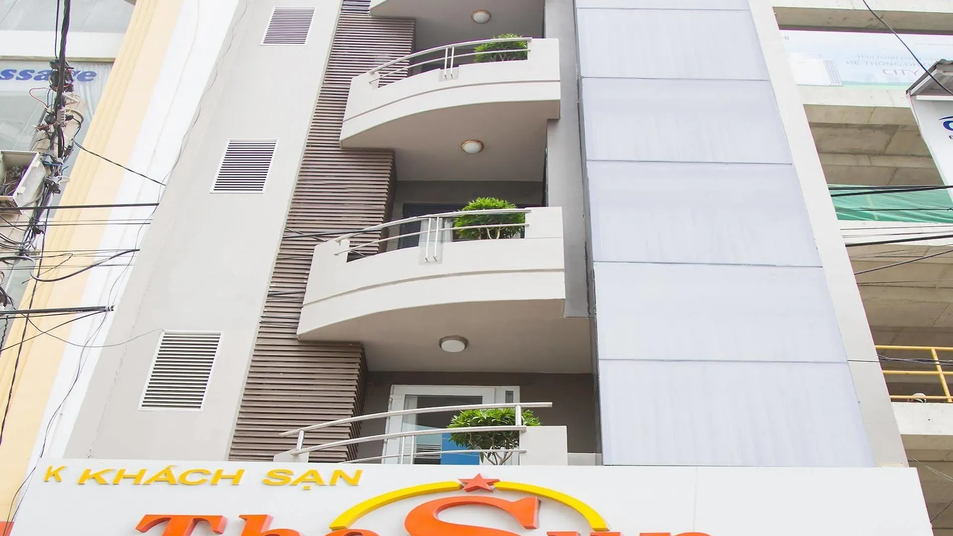 The Sun Hotel Нячанг