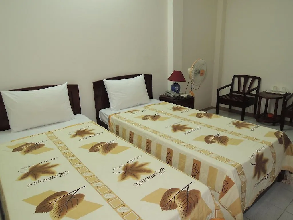 The Sun Hotel Нячанг